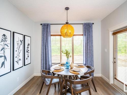 3215 Dixon Way, Edmonton, AB - Indoor Photo Showing Dining Room