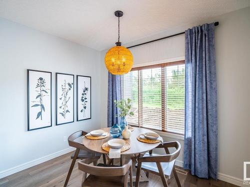 3215 Dixon Way, Edmonton, AB - Indoor Photo Showing Dining Room