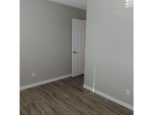 204 14903 92 Avenue, Edmonton, AB - Indoor Photo Showing Other Room