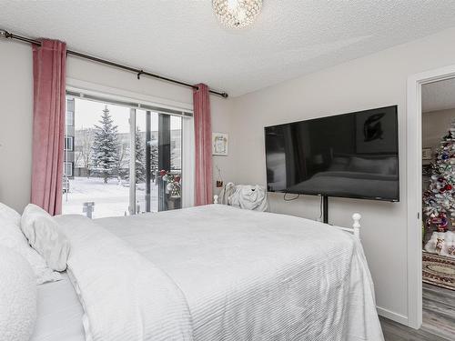 134 344 Windermere Road, Edmonton, AB - Indoor Photo Showing Bedroom