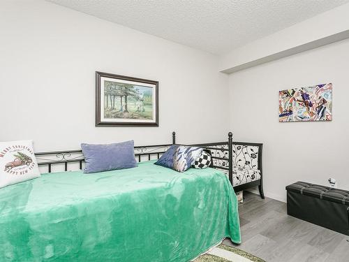 134 344 Windermere Road, Edmonton, AB - Indoor Photo Showing Bedroom