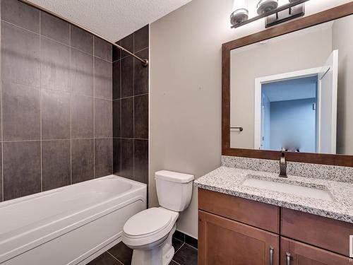 66 Chestnut Way, Fort Saskatchewan, AB - Indoor Photo Showing Bathroom