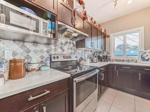 12120 85 Street, Edmonton, AB - Indoor Photo Showing Kitchen