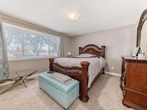 12120 85 Street, Edmonton, AB - Indoor Photo Showing Bedroom