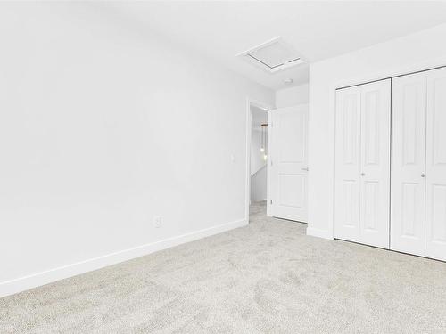 2215 Muckleplum Crescent, Edmonton, AB - Indoor Photo Showing Other Room