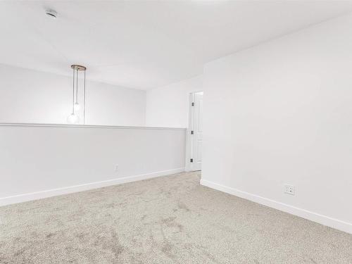 2215 Muckleplum Crescent, Edmonton, AB - Indoor Photo Showing Other Room