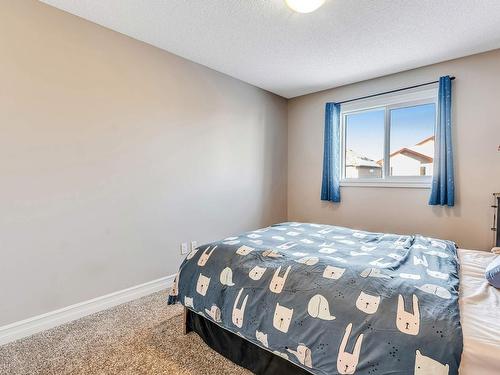 16725 120 Street, Edmonton, AB - Indoor Photo Showing Bedroom