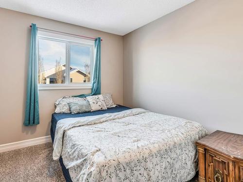 16725 120 Street, Edmonton, AB - Indoor Photo Showing Bedroom