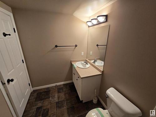 2104 901 16 Street, Cold Lake, AB - Indoor Photo Showing Bathroom