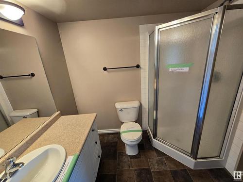 2104 901 16 Street, Cold Lake, AB - Indoor Photo Showing Bathroom