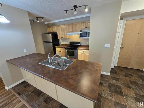 2104 901 16 Street, Cold Lake, AB - Indoor Photo Showing Kitchen With Double Sink