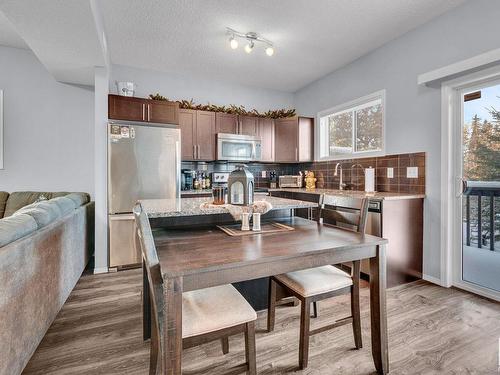 32 6520 2 Avenue Sw, Edmonton, AB - Indoor Photo Showing Dining Room