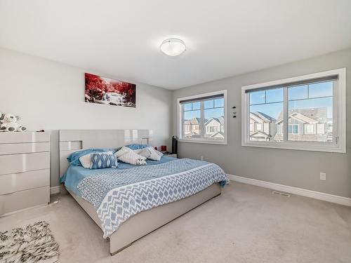 4631 175 Avenue, Edmonton, AB - Indoor Photo Showing Bedroom