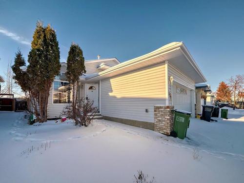 1052 Jones Crescent, Edmonton, AB - Outdoor