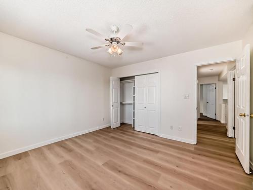 1052 Jones Crescent, Edmonton, AB - Indoor Photo Showing Other Room