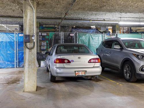 261 7805 71 Street, Edmonton, AB - Indoor Photo Showing Garage