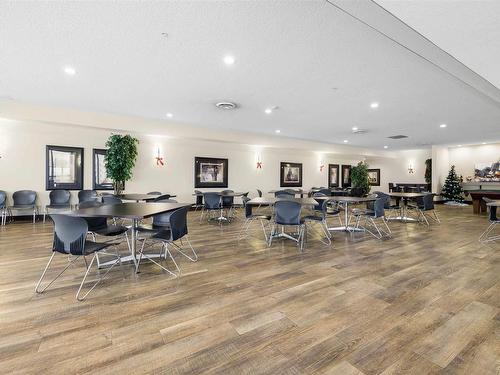 261 7805 71 Street, Edmonton, AB - Indoor Photo Showing Dining Room