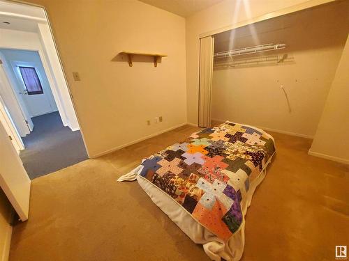 3582 42 Street Nw, Edmonton, AB - Indoor Photo Showing Bedroom