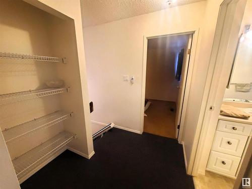 3582 42 Street Nw, Edmonton, AB - Indoor With Storage