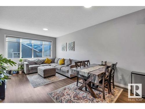 9621 230 Street, Edmonton, AB - Indoor Photo Showing Living Room