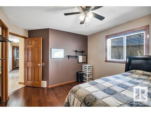 16105 73A Street, Edmonton, AB - Indoor Photo Showing Bedroom