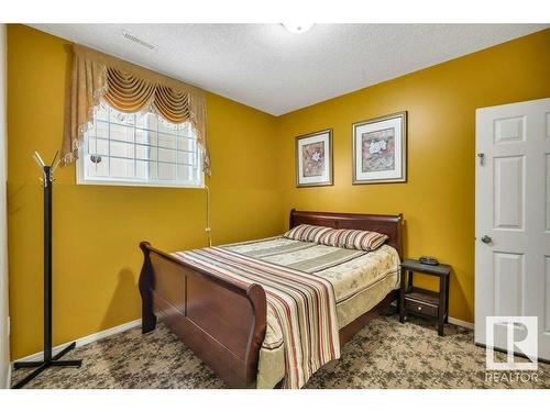 16105 73A Street, Edmonton, AB - Indoor Photo Showing Bedroom