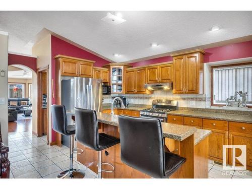 16105 73A Street, Edmonton, AB - Indoor Photo Showing Kitchen