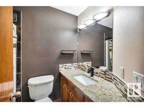 16105 73A Street, Edmonton, AB - Indoor Photo Showing Bathroom