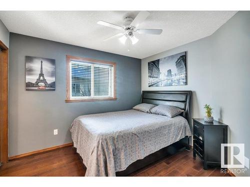 16105 73A Street, Edmonton, AB - Indoor Photo Showing Bedroom