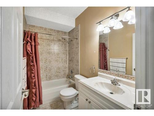 16105 73A Street, Edmonton, AB - Indoor Photo Showing Bathroom