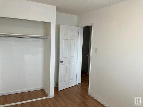 11472 139 Avenue, Edmonton, AB - Indoor Photo Showing Other Room