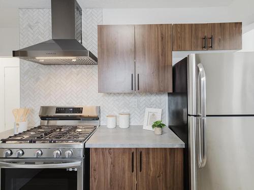 10403 65 Avenue, Edmonton, AB - Indoor Photo Showing Kitchen