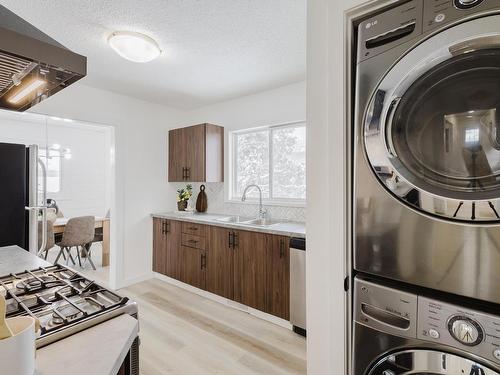 10403 65 Avenue, Edmonton, AB - Indoor Photo Showing Laundry Room