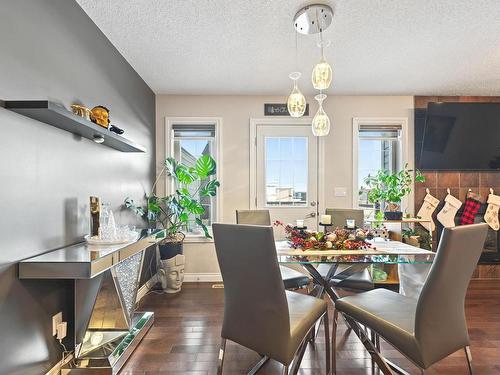 16827 51 Street Nw, Edmonton, AB - Indoor Photo Showing Dining Room