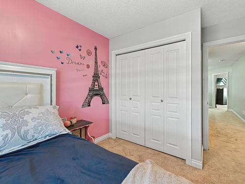 16827 51 Street Nw, Edmonton, AB - Indoor Photo Showing Bedroom