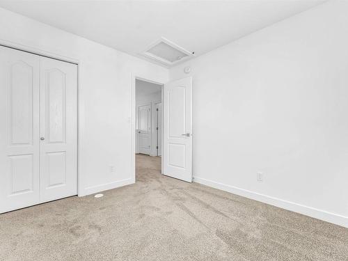 1220 14 Avenue Nw, Edmonton, AB - Indoor Photo Showing Other Room