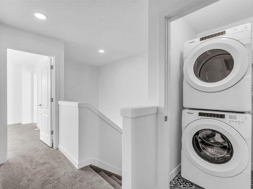 1220 14 Avenue Nw, Edmonton, AB - Indoor Photo Showing Laundry Room