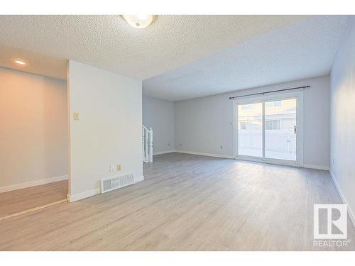 41 16541 100 Street, Edmonton, AB - Indoor Photo Showing Other Room