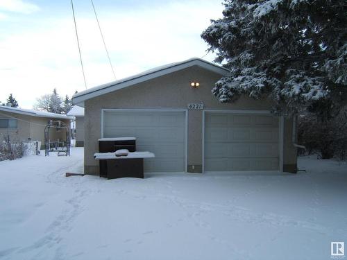 4221 50 Street, Vegreville, AB - Outdoor With Exterior