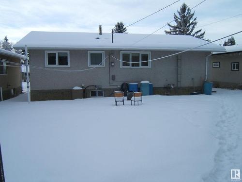 4221 50 Street, Vegreville, AB - Outdoor With Exterior