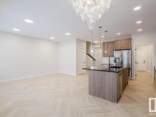 95 Chambery Crescent, St. Albert, AB - Indoor Photo Showing Kitchen With Stainless Steel Kitchen