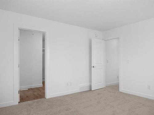 17261 9B Avenue, Edmonton, AB - Indoor Photo Showing Other Room