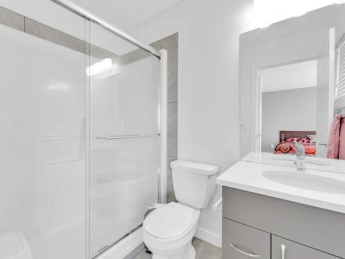 3720 4 Street, Edmonton, AB - Indoor Photo Showing Bathroom