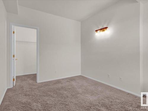 406 10728 82 Avenue, Edmonton, AB - Indoor Photo Showing Other Room