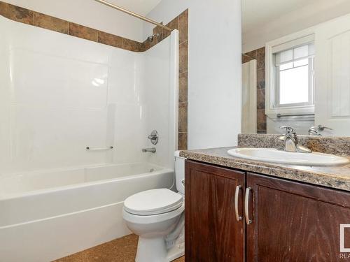 128 5420 Grant Macewan Blvd, Leduc, AB - Indoor Photo Showing Bathroom