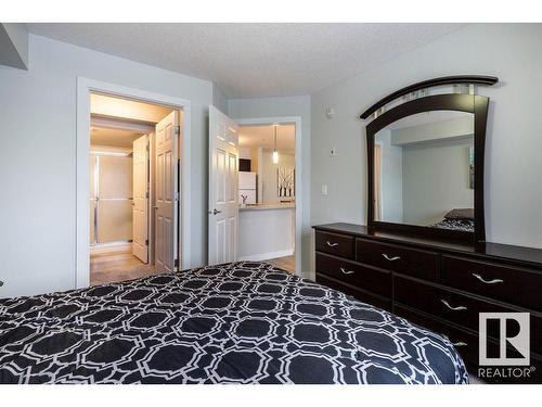 118 920 156 Street, Edmonton, AB - Indoor Photo Showing Bedroom