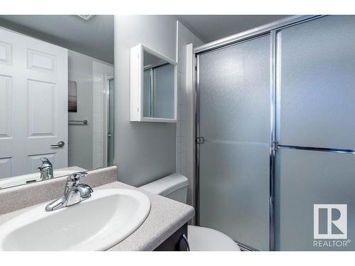 118 920 156 Street, Edmonton, AB - Indoor Photo Showing Bathroom