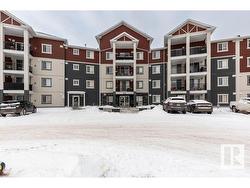 118 920 156 Street  Edmonton, AB T6R 0N6