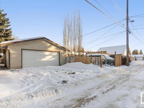 11026 150 Street, Edmonton, AB - Outdoor