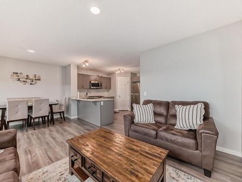 9806 227 Street, Edmonton, AB - Indoor Photo Showing Living Room